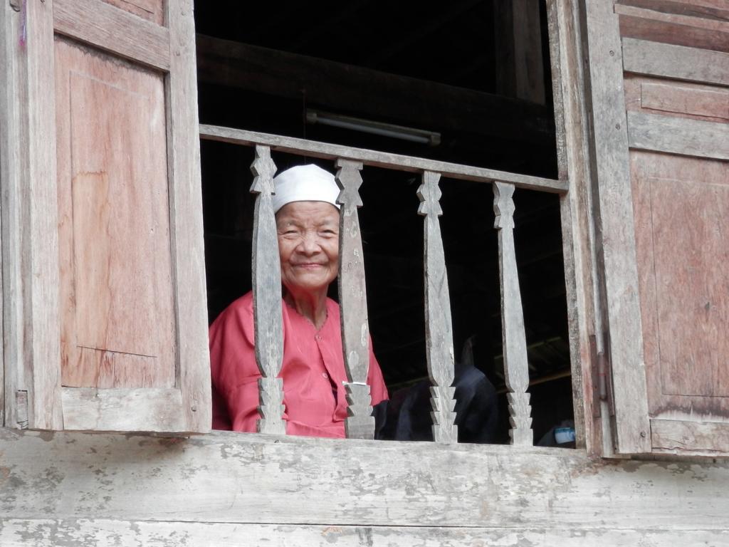 Mai Chau Valley View Hotel Hoa Binh Exterior photo